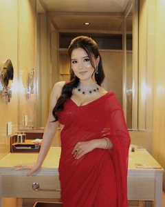 Women's <b>Red</b> <b>Saree</b> With Embellished Blouse Traditional Wedding And Party Wear From Indian Supplier - Product Image 2
