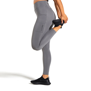 Leggings de sport taille haute pour femme, extensibles, avec poches cargo, pour le yoga et le fitness quotidien - Product Image 1