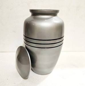 Urnes funéraires en métal de dernière génération, design gravé à la main, pour cendres humaines, urnes commémoratives, fournitures funéraires - Product Image 3