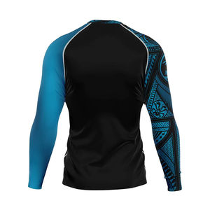Camiseta Rash Guard de Manga Larga con Cuello Redondo para Hombre, Diseño Personalizado para MMA, Lisa, Ajustada, a Precio Económico - Product Image 2