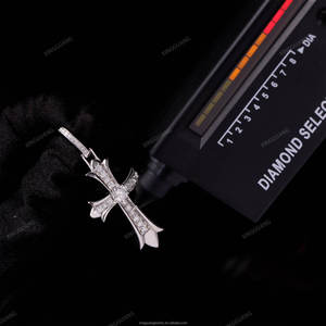 Collar con Colgante de Cruz de Diamantes Moissanite VVS, Joyería Hip Hop Personalizada, Chapado en Plata de Ley 925, para Hombre - Product Image 4