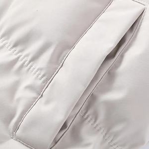 Veste matelassée à capuche personnalisée en gros, polyester, softshell, coupe régulière, streetwear, style décontracté, vestes matelassées pour hommes - Product Image 5