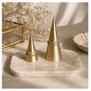Soporte de exhibición minimalista de hoja de oro para anillos, organizador de joyas en forma de cono, soporte metálico para tocador, regalo de boda, ¡superventas! - Product Image 6