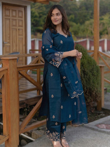Women's Blue <b>Silk</b> Quick Dry <b>Kurta</b> Pant Set Dupatta Traditional Regular Fit Knee-Length Indian Pakistani Wear All Seasons - Product Image 5