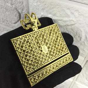 จี้ห้อยคอแบบสั่งทำสไตล์ CONCEPTION สำหรับงานปาร์ตี้ฮิปฮอป  ทำจากเงินแท้ 925 ชุบทอง 10K ประดับเพชรโมอิสซาไนต์ รูปตัวอักษร - Product Image 6