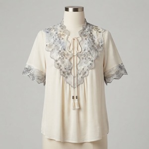 Blusa Casual de Manga Corta para Mujer, Color Crema, Elegante, con Encaje Floral, Cuello con Lazo, Camisa de Gasa, Tops de Verano para Mujer, Venta al por Mayor - Product Image 1