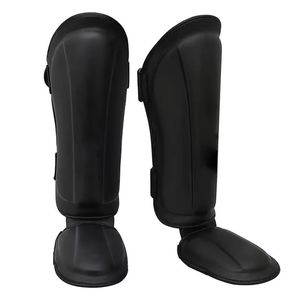 Équipement de protection professionnel en cuir pour le kickboxing et le MMA - Product Image 4