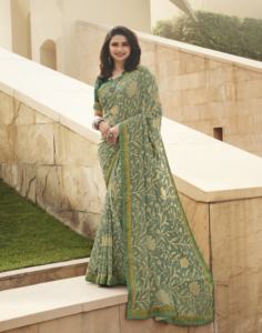 Blouse de sari en georgette ethnique magnifique pour femmes, tenue traditionnelle indienne, dernière mode décontractée pour tous les jours, haute qualité, indienne/pakistanaise - Product Image 1