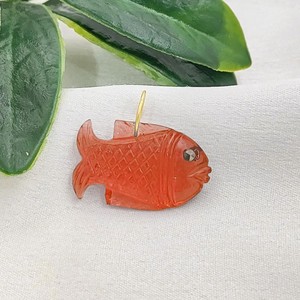 Hand Carved <b>Garnet</b> Gemstone Fish Charms Pendant - Gold Plated Handmade Charms - Carving Stones Wholesale - Product Image 1