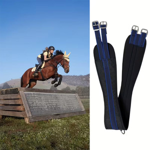 Cincha de Silla de Montar Inglesa Comfort Equestrian para Equitación con Costuras, Disponible en Modelos de Nailon Rojo y Blanco - Product Image 1