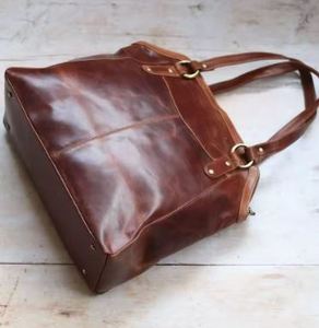 Sac fourre-tout élégant pour femme, sac à main bandoulière tendance grande capacité par Supplier - Product Image 1