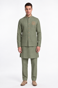 Ensemble de costume Bandhgala Indo-Occidental pour homme sur mesure, 6 couleurs, veste Jodhpuri brodée de luxe avec Kurta et pantalon, ensemble 3 pièces pour mariage - Product Image 5