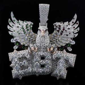 Pendentif « EBT » avec aigle en vol et diamants VVS multi-formes cultivés en laboratoire, en argent sterling 925 - Product Image 1
