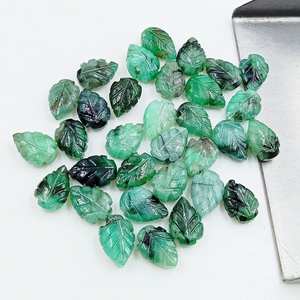 พลอยมรกตธรรมชาติแกะสลักรูปใบไม้ สำหรับทำเครื่องประดับ ขายส่ง - Product Image 1