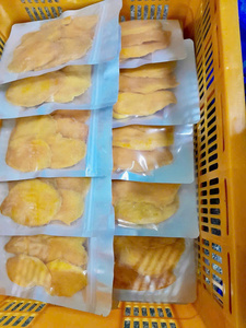 Morceaux de mangue séchée en gros |   Sans conservateur – Idéal pour la vente au détail et l'emballage - Product Image 3