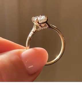 Anillo de Diamante Ovalado de 3.02 CT Cultivado en Laboratorio, Anillo Sorpresa para Mujer, Oro Sólido de 14K, Regalo de Aniversario de Bodas para Parejas - Product Image 2