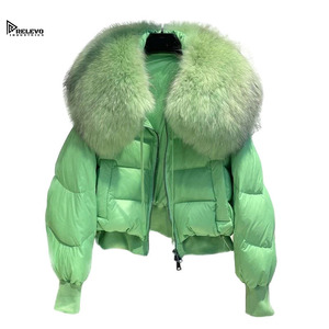 Veste matelassée personnalisée pour hommes et femmes, 280 GSM, col en fourrure enduite, à capuche, épaisseur standard, imperméable, écologique, respirante - Product Image 1