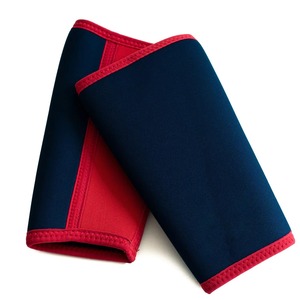 Genouillères de protection professionnelles personnalisées en nylon et coton noir et vert pour la musculation tout-terrain - Product Image 1