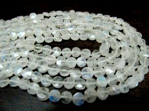 Perles de pierre de lune arc-en-ciel blanche naturelle, forme pièce de monnaie, avec éclat bleu, 5-6mm - Product Image 5