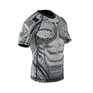 Rashguard MMA unisexe personnalisé à manches courtes 220 GSM 100% polyester UPF50+ respirant Fabricant OEM - Product Image 2