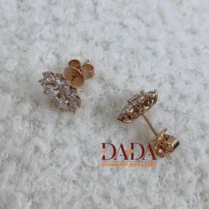 ต่างหูเพชรทรงวงรีประดับดอกไม้สุดหรู ดีไซน์ดอกไม้สวยงาม ประดับเพชรคุณภาพสูง ชุบทองคำขาว - Product Image 5