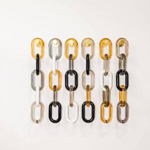 Cadena de Resina Artística con Forma Irregular y Patrón de Espiral, Decoración Moderna para el Hogar, Escultura Hecha a Mano, Pieza de Arte Coleccionable - Product Image 3