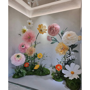 Grandes fleurs artificielles en tissu organza - Product Image 4