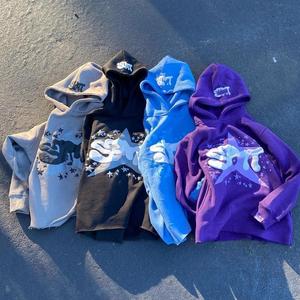 Sudadera con capucha de streetwear personalizada para hombre, con logo estampado en relieve, corte cropped, peso pesado 500 g/m², sin cordones, bajo sin rematar y estampado en relieve. - Product Image 4