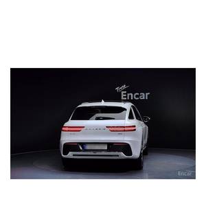 Genesis GV70 2.2 Diésel AWD con Caja de Cambios Automática y Cámara Trasera, Modelo Diciembre 2022, 22,096 km, Asientos de Cuero, Volante a la Izquierda - Product Image 4