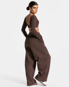 Pantalones Deportivos de Pierna Ancha para Mujer, Estilo Urbano, Color Marrón, Corte Holgado, 100% Algodón, Cintura Elástica, para Gimnasio y Fitness, Venta al Por Mayor - Product Image 4