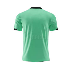 Maillot de football professionnel de haute qualité, tenue confortable en tissu extensible pour un jeu actif - Product Image 2