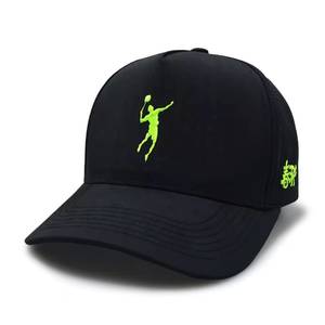 Gorra para hombre Strong Build Outdoor – Equipo de aventura duradero y resistente - Product Image 3