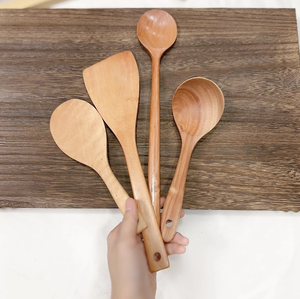Cuchara de Madera Hecha a Mano en Vietnam para Servir Sopa y Arroz, Utensilio de Cocina, Vajilla Natural Duradera - Product Image 4