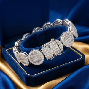 Pulsera de Plata 925 Chapada en Oro con Moissanita VVS y Corte Baguette, Estilo Cubano, Unisex, Pasa el Test de Diamantes - Product Image 4
