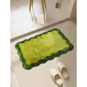 Tapis de bain festonné vert citron ultra doux et moelleux, avec bordure ondulée vert foncé, antidérapant – Vente en gros - Product Image 1
