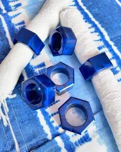 Anneau de serviette décoratif en résine avec détails plaqués or pour hôtels de luxe et restaurants haut de gamme - Product Image 6