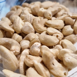 Noix de cajou fraîches et 100 % biologiques d'Afrique, prêtes à l'exportation, prix bas, noyaux blancs de qualité WW240, certifiées USDA - Product Image 6