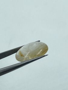 Quartz Rutile Naturel Facetté Coupe Ovale 9,24 carats Doré Crémeux pour la Fabrication de Bijoux - Product Image 3