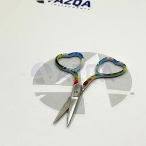 Tijeras de Diseño con Mango en Forma de Corazón Multicolor, Cortador de Hilo de Acero Inoxidable de Precisión para Bordado, Costura y Manualidades - Product Image 3