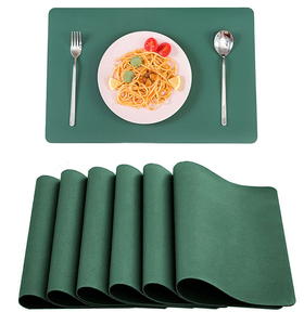 Sets de table rectangulaires en silicone vert, antidérapants, résistants à l'huile, réutilisables, lavables, de qualité alimentaire - Product Image 1