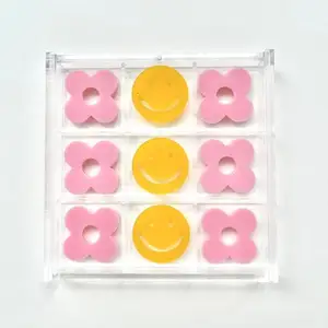 Nuevo producto precio bajo Logotipo de impresión plástico personalizado Mini tamaño acrílico juego de mesa flor sonriente Tic Tac toe set tictactoe