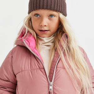 Production de vestes matelassées pour enfants OEM avec rembourrage léger, options de marquage personnalisé et de marque privée pour l'international - Product Image 5