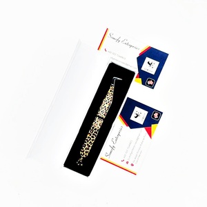 Pince à cils Somofy Enterprises, design inférieur imprimé léopard, acier inoxydable, pointe lisse, longueur 10 mm, prise en main parfaite, précision - Product Image 1