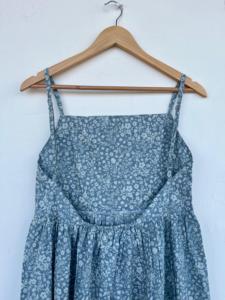 Vestido Maxi de Verano para Mujer, Estampado Floral Azul, Algodón, Estilo Y2K, Tirantes Finos, Diseño en Capas, Ropa de Playa, MOQ Bajo, Ropa de Boutique - Product Image 5
