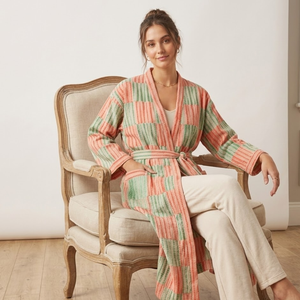 Kimono de Algodón con Rayas Tejidas a Mano de Lujo |   Bata de dormir para mujer con cuello en V y ribetes en contraste |   Bata Sostenible de Manga Larga con Bolsillos - Product Image 5