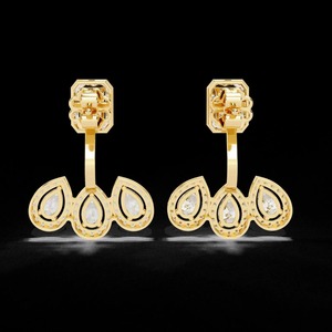 Boucles d'oreilles pendantes en grappe de 140 moissanites, émeraudes et pierres taillées en forme de poire, en argent sterling, cadeau d'anniversaire, pour elle - Product Image 1