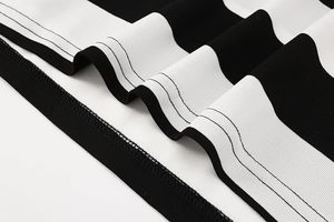 เสื้อยืดคอกลมแขนยาวลายทางสำหรับผู้ชายไซส์ใหญ่ ระบายอากาศได้ดี สไตล์ลำลอง สีดำขาว ทันสมัย ใส่สบาย - Product Image 5