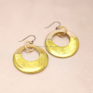 Pendientes de Cuerno de Búfalo Hechos a Mano con el Mejor Diseño, Joyería Moderna Brillante y Pulida para Mujer, para Bodas y Fiestas - Product Image 2