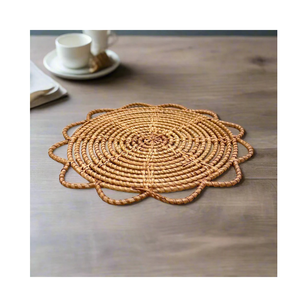 Set de table rond fait main en jacinthe d'eau et jonc de mer naturels tressés - Product Image 5