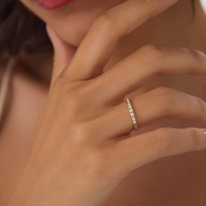 Elegante Anillo de Eternidad con Diamantes Cultivados en Laboratorio, Mitad Baguette y Mitad Redondos, de 0.45 Quilates, en Oro de 14K, Anillo de Boda Perfecto para un Amor Eterno - Product Image 2
